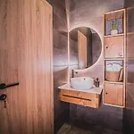 Selo Luxury Semesterbostad Alli Meria