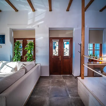 Case de vacanță Selo Luxury Alli Meria