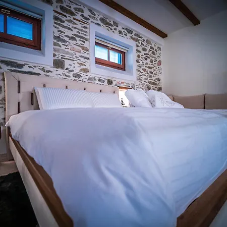 Selo Luxury Case de vacanță Alli Meria